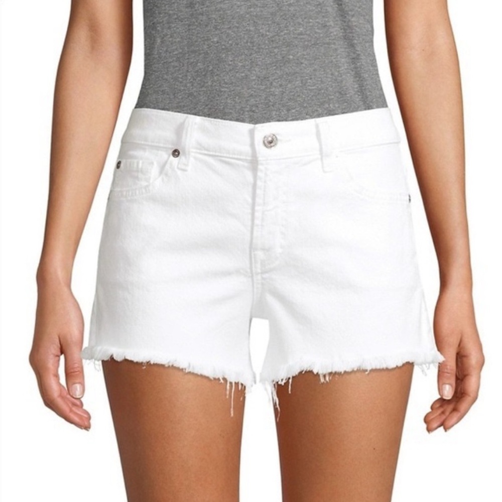 Seven7 Women's 5" Fray Hem Denim Weekend Short - Bone color